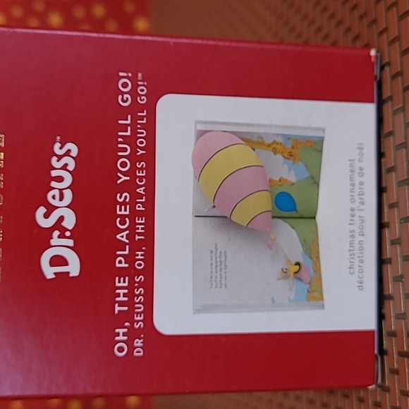 Hallmark 2021 Dr. Seuss Oh, The Places You'll Go Christmas Ornament - Picture 5 of 5